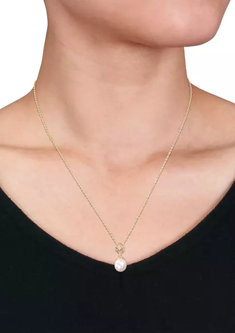 Brand new ๐ฅ 8-9mm South Sea Cultured Freshwater Pearl and White Topaz Drop Pendant with Chain in Yellow Plated Sterling Silver by Belk & Co. ๐ 2 Brand new ๐ฅ 8-9mm South Sea Cultured Freshwater Pearl and White Topaz Drop Pendant with Chain in Yellow Plated Sterling Silver by Belk & Co. ๐ - Image 2